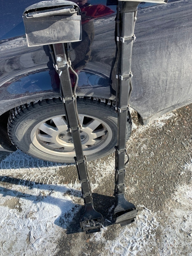 NISSAN CAR RAILS