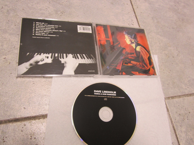 Dave Lindholm - Vanha & Uusi Romanssi ; uudenverr cd