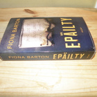 Fiona Barton Epäilty (nidottu) - pikkukuva 1
