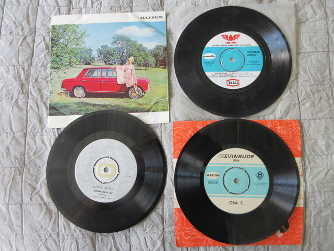 Single levy 3kpl, Datsun, Union, Evinrude.