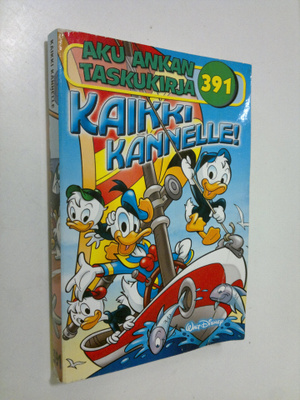 Walt Disney : Kaikki kannelle!