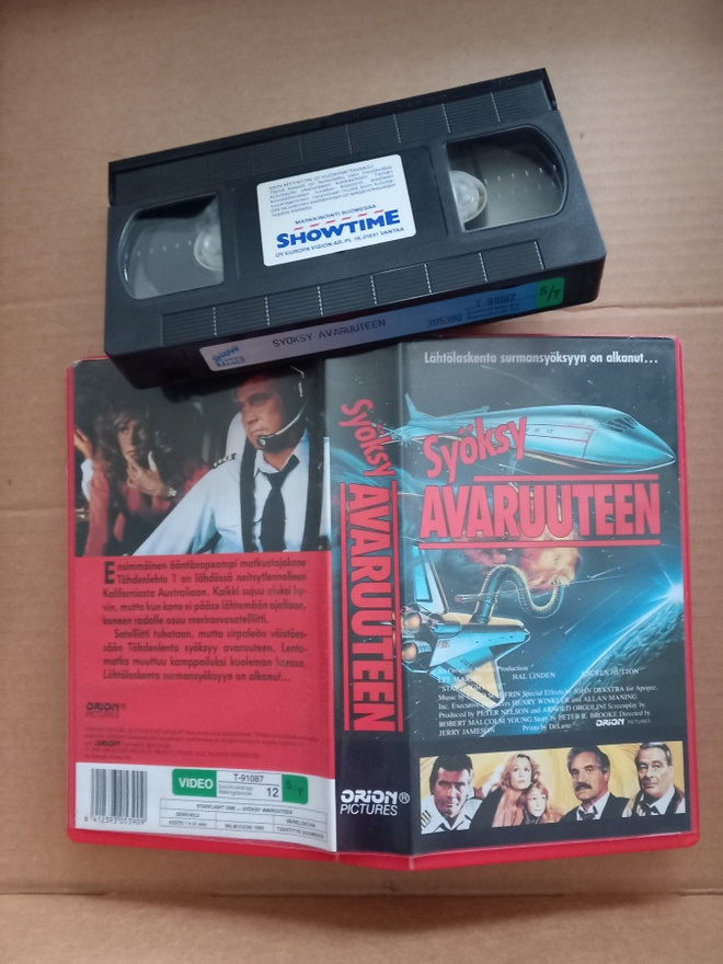 Syöksy avaruuteen Suomi [VHS]