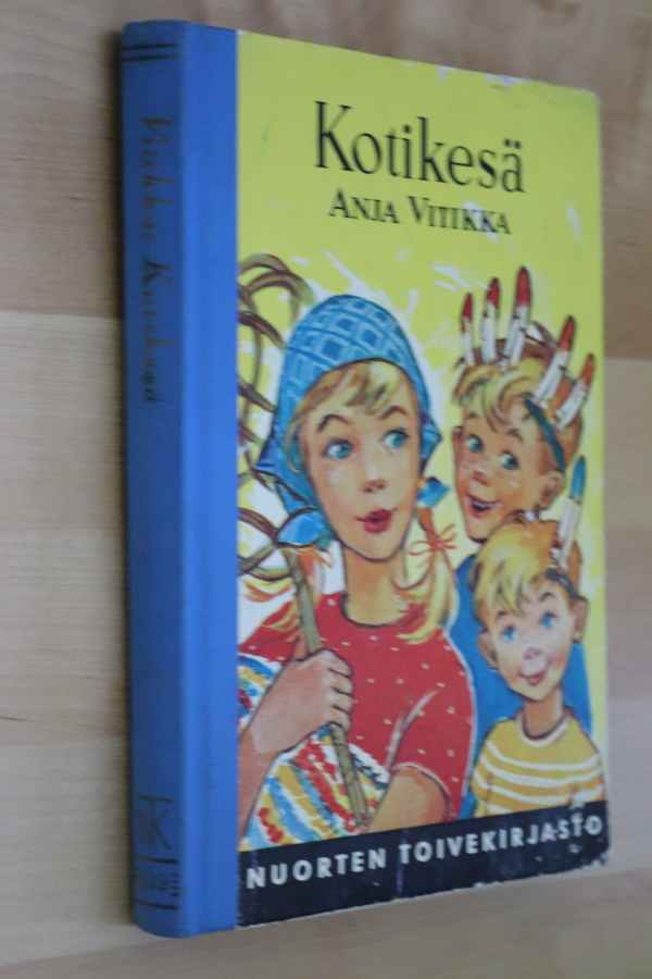 Anja Vitikka : Kotikesä ( 1.p. 1960 NTK)