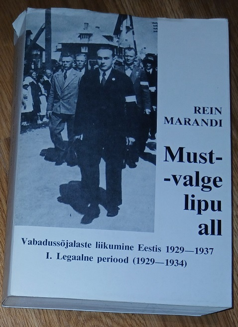 Rein Marandi: Must-valge lipu all