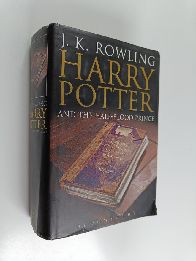 J. K. Rowling : Harry Potter and the half-blood prince
