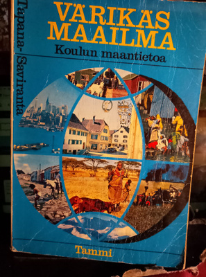 VÄRIKÄS MAAILMA Tapana-Saviranta