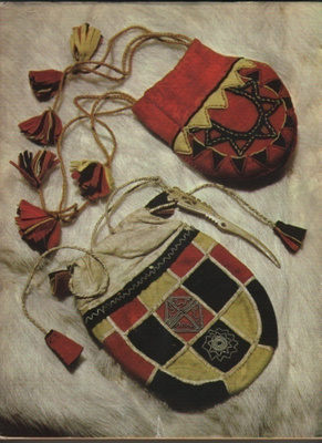 Racz: Saamelaista kansantaidetta, Otava 1972, 1.p, skp., K3