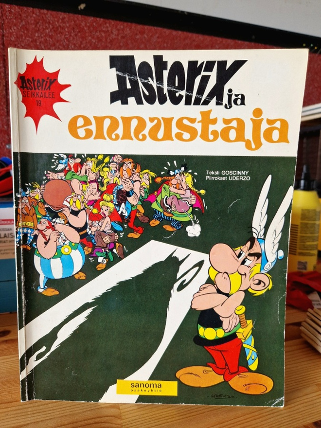 Asterix ja ennustaja .1 Painos