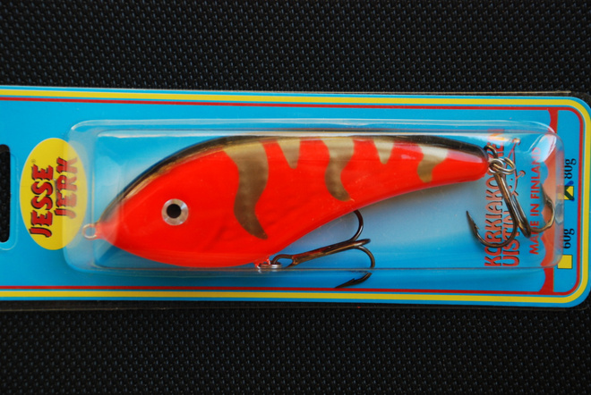 JESSE JERK 12cm, 60g Väri: 12