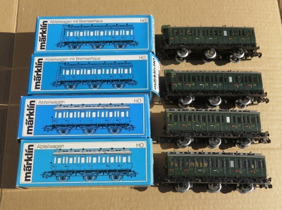 Märklin oldtimer 3 akselin osastovaunut