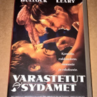 VARASTETUT SYDÄMET VHS - pikkukuva 1