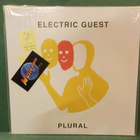ELECTRIC GUEST - PLURAL M-/M- FRA 2017 LP + CD - pikkukuva 1