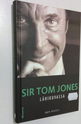 Gwen Russell : Sir Tom Jones lähikuvassa