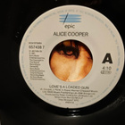 Alice Cooper  – Love's A Loaded Gun 7" - pikkukuva 2