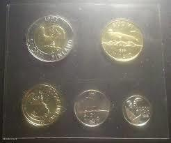 Suomi vuoden 1993 uuden mallin kolikot UNC