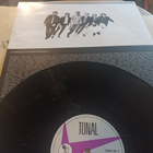 LP  J. P. & V. S.  Väsynyt mutta vaarallinen - pikkukuva 4