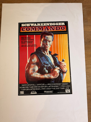 Vanha elokuvajuliste : Commando