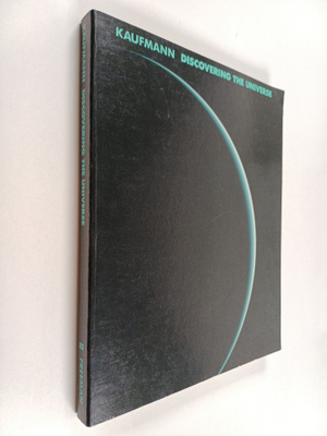 Neil F. Comins ym. : Discovering the Universe