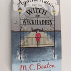 M. C. Beaton : Agatha Raisin and the Witch of Wyckhadden - pikkukuva 1