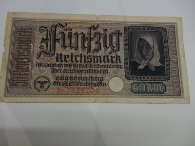 Reichsmark 50 rm, hakaristi