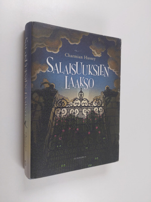 Charmian Hussey : Salaisuuksien laakso