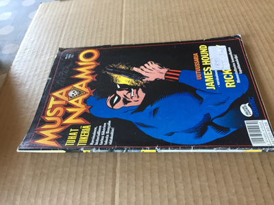 MUSTANAAMIO 9/1993