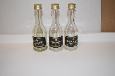 3kpl pikkupullo Renault Cognac 4cl