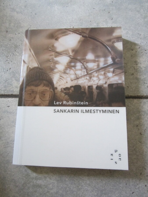 Sankarin ilmestyminen - Lev Rubinštein