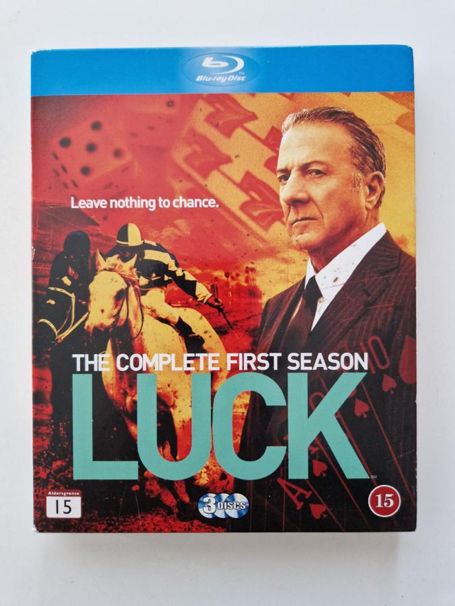 LUCK, Koko 1. tuotantokausi , 3-Levyä - Blu-Ray