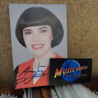 MIREILLE MATHIEU NIMIKIRJOITUS - pikkukuva 1