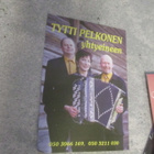 TYTTI PELKONEN YHTYEINEEN + NIMMARIT - pikkukuva 1