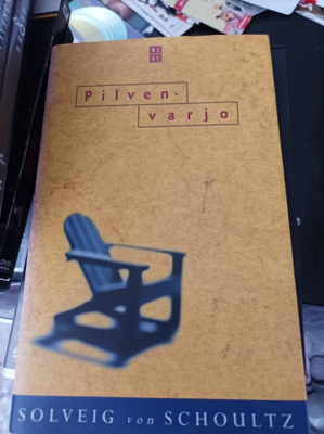 Solveig von Schoultz Pilven varjo
