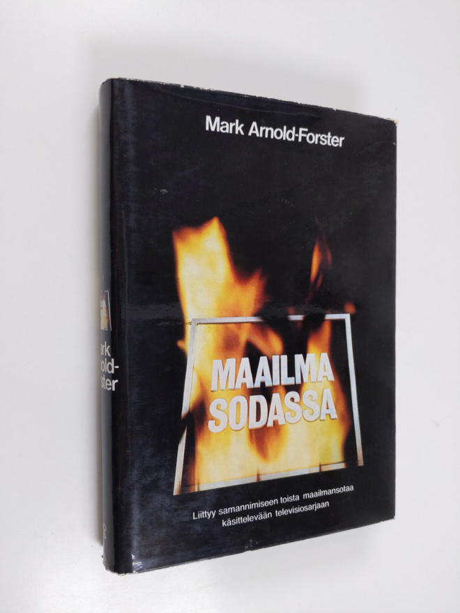 Renne Nikupaavola ym. : Maailma sodassa