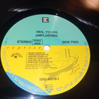 LP Neil Young : Unplugged ( SIS POSTIKULU ) - pikkukuva 4