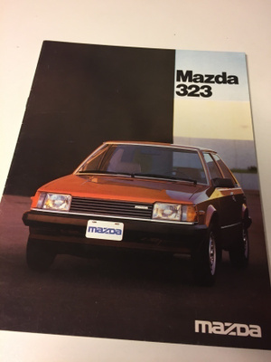 Myyntiesite - Mazda 323 - 10/1980