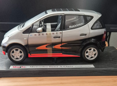 MIKA HÄKKINEN MERCEDES-BENZ A-CLASS MCLAREN PIENOISMALLI