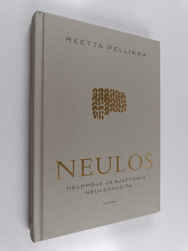 Reetta Pellikka : Neulos