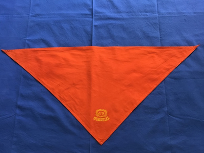 Oranssi puuvillainen vintage huivi 70- luvulta