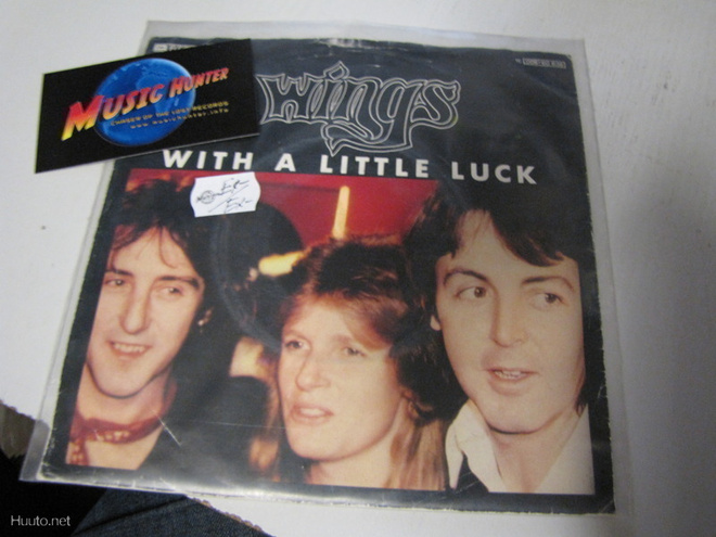 WINGS - WITH A LITTLE LUCK - SAKSA PAINOS EX-/EX- 7'' SINGLE