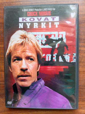 Chuck Norris / Kovat nyrkit