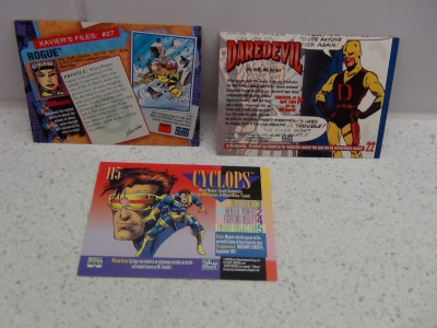 MARVEL  KORTIT  3 kpl