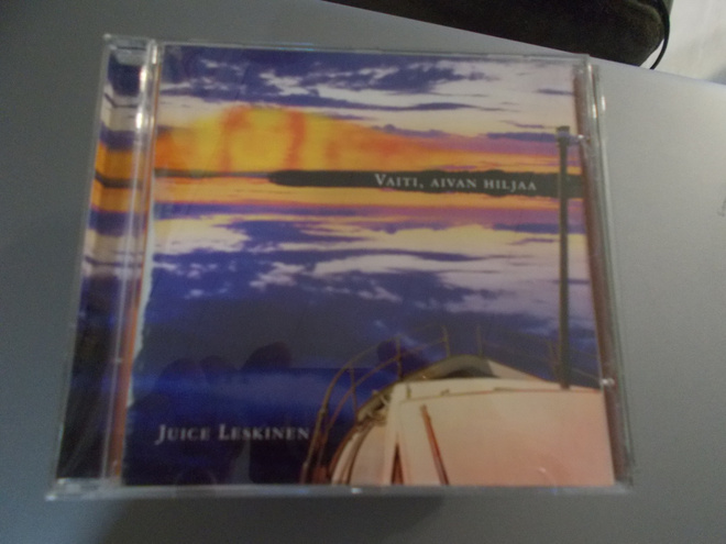 CD JUICE LESKINEN ** VAITI, AIVAN HILJAA **