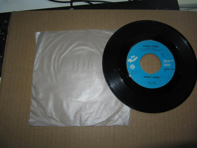 Night Train 7" Pyörä pyörii/Voit yksin kaiken muuttaa v.1969