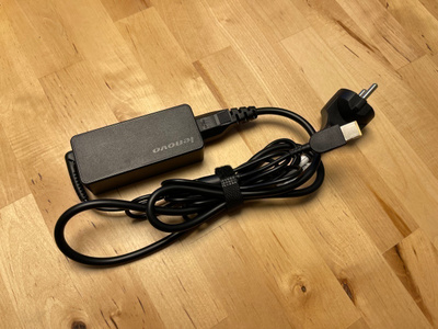 Lenovo ThinkPad 45W slim-tip AC-virtalähde