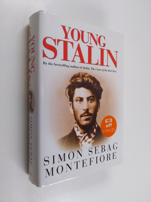 Simon Sebag Montefiore : Young Stalin