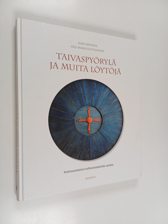 Jussi Jäppinen : Taivaspyörylä ja muita löytöjä : Keskisu...