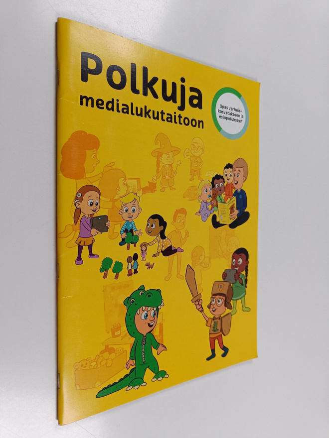 Polkuja medialukutaitoon : opas varhaiskasvatukseen ja es...